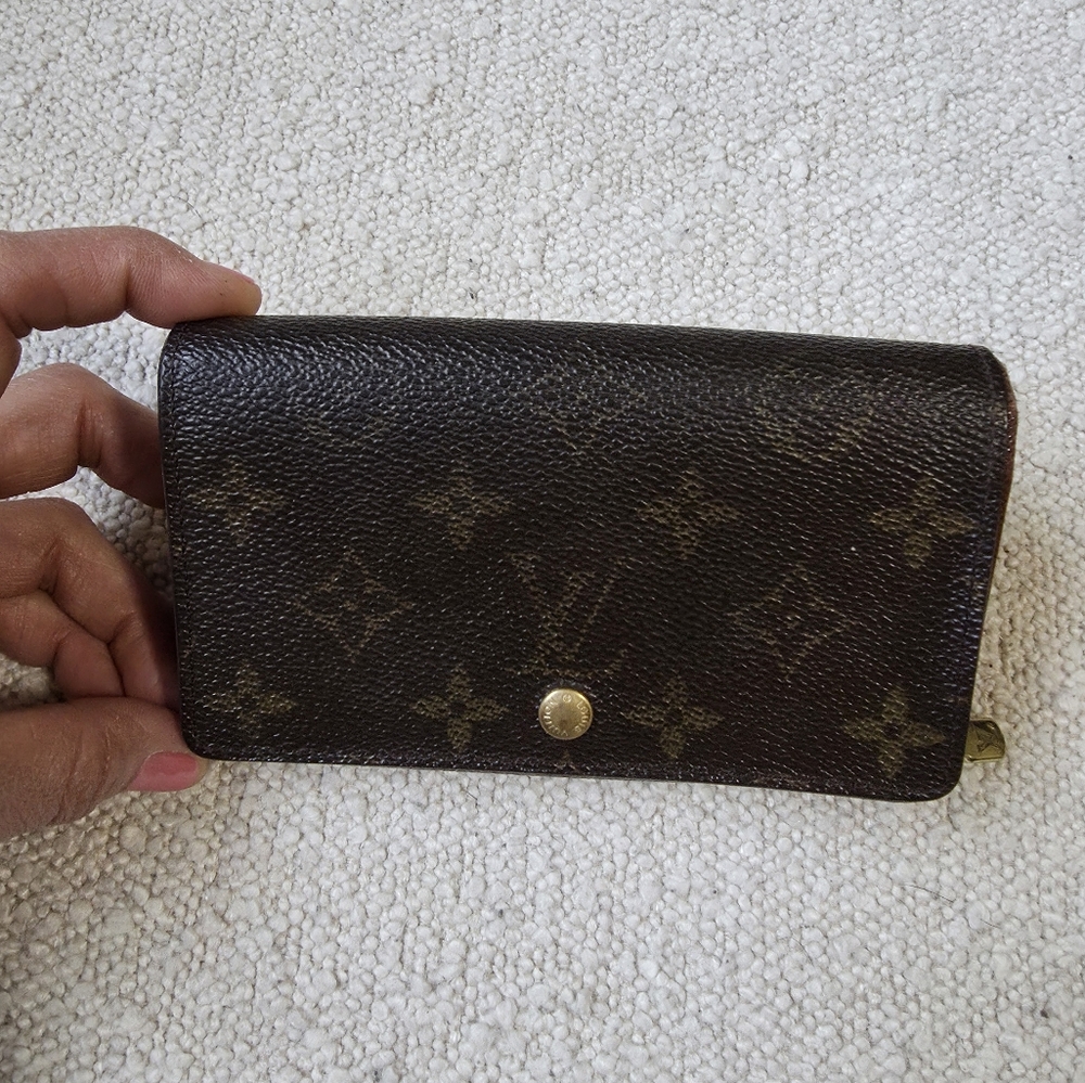 LOUIS VUITTON Porte Monnaie Billets Tresor